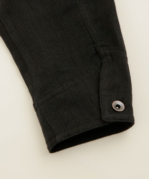 NANO universe（ナノユニバース）の「LB.03/コットンリネンパナマ エンジニアジャケット（ノーカラージャケット・メンズ・ブラック/オートミール・M/L）」の8枚目の写真