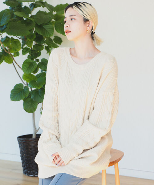 BeAMS DOT(ビームスドット)の「BeAMS DOT / レースアップ オーバーニット(ニット/セーター・レディース・グリーン系その他/ホワイト系その他5/ブラウン系その他5・FREE)」の2枚目の写真