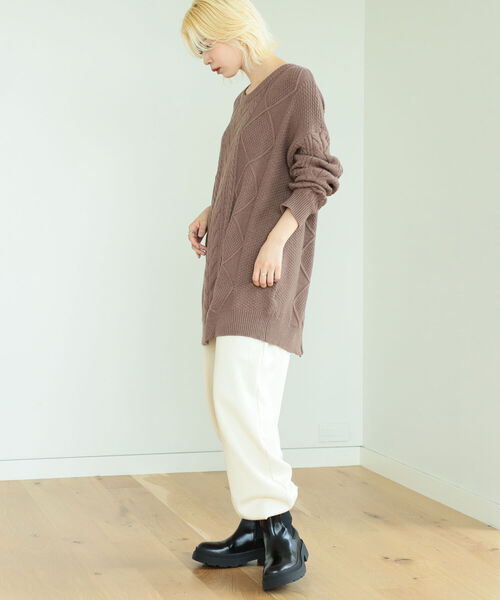 BeAMS DOT(ビームスドット)の「BeAMS DOT / レースアップ オーバーニット(ニット/セーター・レディース・グリーン系その他/ホワイト系その他5/ブラウン系その他5・FREE)」の13枚目の写真