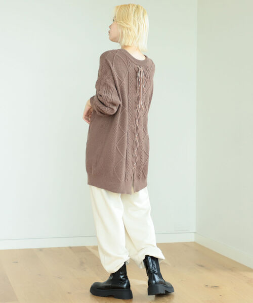 BeAMS DOT(ビームスドット)の「BeAMS DOT / レースアップ オーバーニット(ニット/セーター・レディース・グリーン系その他/ホワイト系その他5/ブラウン系その他5・FREE)」の9枚目の写真