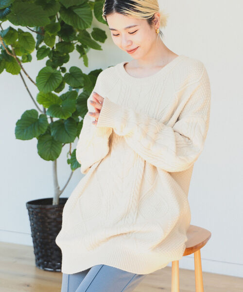 BeAMS DOT(ビームスドット)の「BeAMS DOT / レースアップ オーバーニット(ニット/セーター・レディース・グリーン系その他/ホワイト系その他5/ブラウン系その他5・FREE)」の4枚目の写真