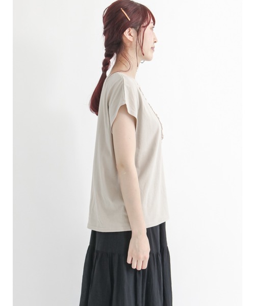 Samansa Mos2（サマンサ モスモス）の「レースチュール付フレンチ袖カットソー（Tシャツ/カットソー・レディース・ブラック/グレー/キナリ・ﾌﾘ-）」の8枚目の写真