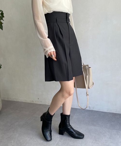 CAPRICIEUX LE'MAGE（カプリシューレマージュ）の「Wウエストショートパンツ（その他パンツ・レディース・チャコールグレー/ホワイト系その他・38/36）」の5枚目の写真