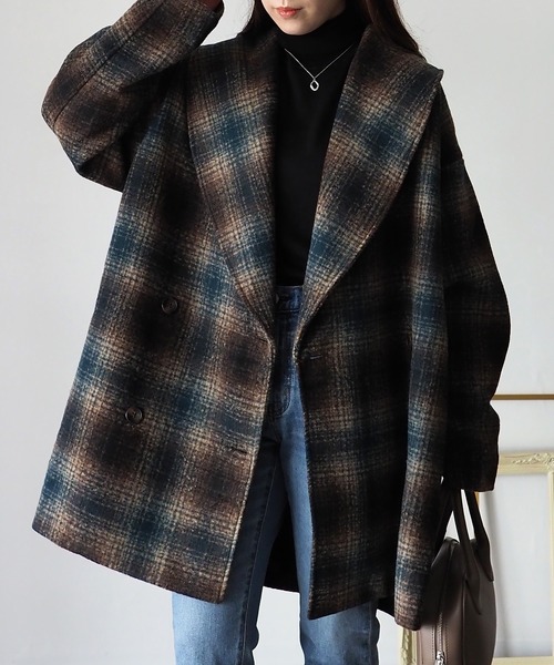 Riberry（リベリー）の「チェック柄　ミドル丈ショールカラーコート（チェスターコート・レディース・ブラウン/ブルー・MEDIUM）」の10枚目の写真