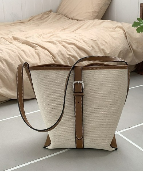 LAC-VERT（ラック・ヴェール）の「キャンバスベルトバッグ（トートバッグ・レディース・ブラック/ダークブラウン/ベージュ/ブラウン・FREE）」の14枚目の写真