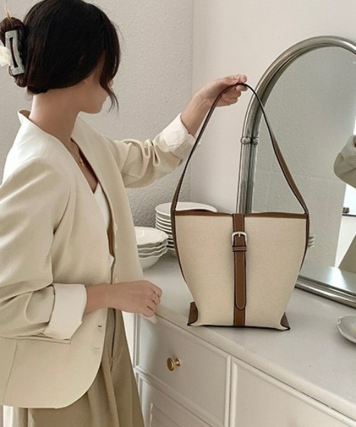 LAC-VERT（ラック・ヴェール）の「キャンバスベルトバッグ（トートバッグ・レディース・ブラック/ダークブラウン/ベージュ/ブラウン・FREE）」の20枚目の写真