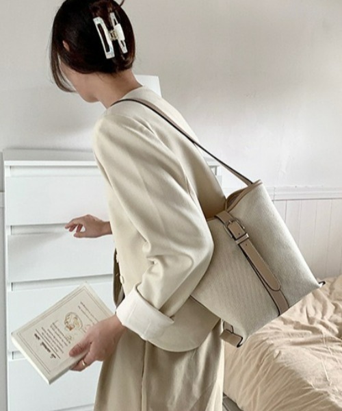 LAC-VERT（ラック・ヴェール）の「キャンバスベルトバッグ（トートバッグ・レディース・ブラック/ダークブラウン/ベージュ/ブラウン・FREE）」の11枚目の写真