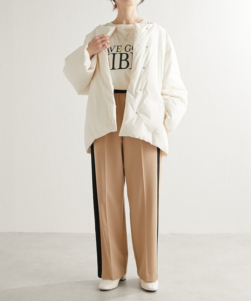 COLLAGE GALLARDAGALANTE（コラージュガリャルダガランテ）の「2点セット/マフラー付き/ノーカラーダウンブルゾン（ダウンジャケット/コート・レディース・ホワイト/ブラック・FREE）」の13枚目の写真