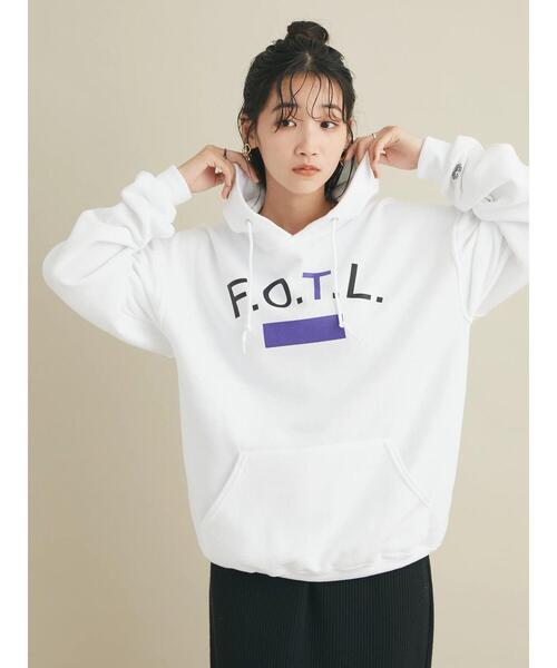 FRUIT OF THE LOOM（フルーツオブザルーム）の「【別注】FRUIT OF THE LOOM ロゴ フーディ　＊（パーカー・メンズ・ホワイト/ブラック/グレー・M/L/XL）」の9枚目の写真