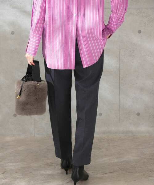 URBAN RESEARCH ROSSO WOMEN（アーバンリサーチ　ロッソ）の「タックテーパードパンツ（その他パンツ・レディース・チャコールグレー/ベージュ・38/36）」の12枚目の写真