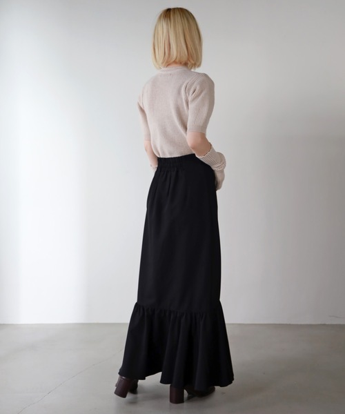 UNFIELD(アンフィールド)の「【2022A/W New Arrival】ラッフルフリルマーメイドスカート(スカート・レディース・ブラック・FREE)」の11枚目の写真