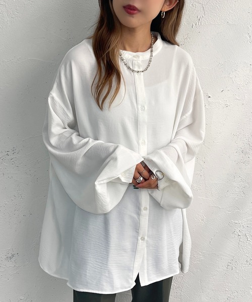 apres jour mignon(アプレジュールミニョン)の「袖ボリュームバンドカラーシャツ【ZOZOTOWN限定アイテム】(シャツ/ブラウス・レディース・オフホワイト/ブラック/アイボリー・フリー/X-LARGE)」の6枚目の写真