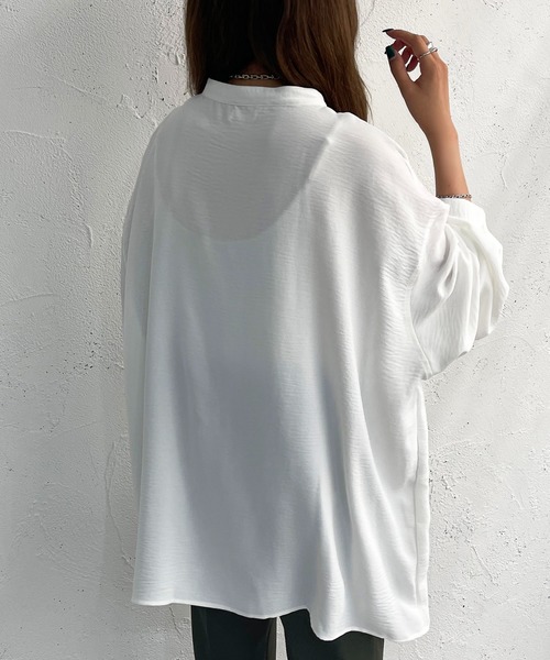 apres jour mignon(アプレジュールミニョン)の「袖ボリュームバンドカラーシャツ【ZOZOTOWN限定アイテム】(シャツ/ブラウス・レディース・オフホワイト/ブラック/アイボリー・フリー/X-LARGE)」の18枚目の写真