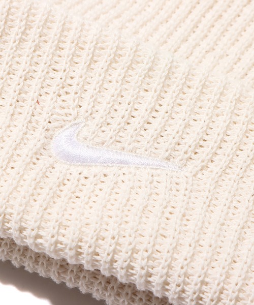 NIKE（ナイキ）の「NIKE U NSW BEANIE UTILITY SWOOSH / ナイキ NSW ユーティリティ スウッシュ ビーニー 【SP】（ニットキャップ/ビーニー・メンズ・ホワイト・ONE SIZE）」の5枚目の写真