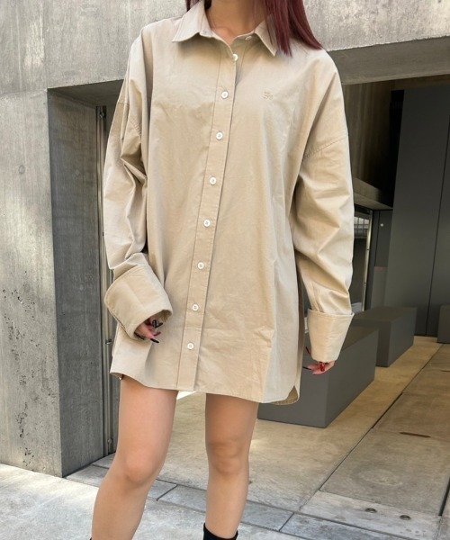 FIG&VIPER（フィグアンドバイパー）の「カフスシャツミニ丈ワンピース（シャツ/ブラウス・レディース・ベージュ/ホワイト・FREE）」の3枚目の写真
