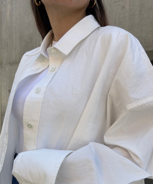 FIG&VIPER（フィグアンドバイパー）の「カフスシャツミニ丈ワンピース（シャツ/ブラウス・レディース・ベージュ/ホワイト・FREE）」の5枚目の写真