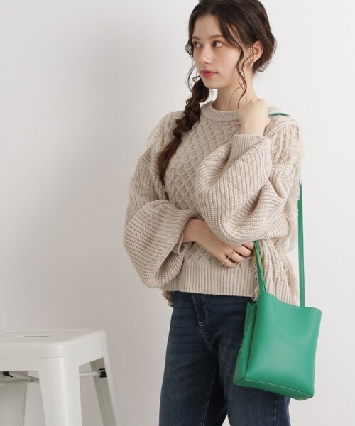 SHOO・LA・RUE（シューラルー）の「◆【軽量】ふわっと軽い3層ショルダーバッグ（ショルダーバッグ・レディース・シルバー/ダークグリーン/グレー/ブラック/ピンク系/サンドベージュ・00）」の4枚目の写真