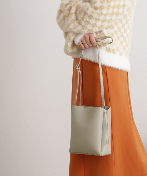 SHOO・LA・RUE（シューラルー）の「◆【軽量】ふわっと軽い3層ショルダーバッグ（ショルダーバッグ・レディース・シルバー/ダークグリーン/グレー/ブラック/ピンク系/サンドベージュ・00）」の22枚目の写真