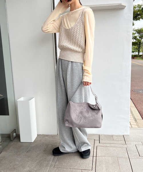 select MOCA(セレクトモカ)の「【6色展開】クルーネックシアープルオーバー(Tシャツ/カットソー・レディース・ピンク/ライトベージュ/ブラック/ライトブルー/ホワイト/グレイッシュベージュ・FREE)」の11枚目の写真