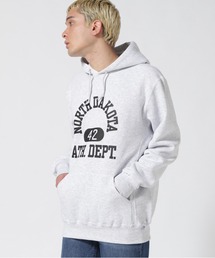 Russell Athletic（ラッセルアスレティック）の「RUSSELL ATHLETIC/ラッセルアスレチック　SWEAT PARKA  "NORTH DAKOTA" スウェットパーカー（パーカー・メンズ）」