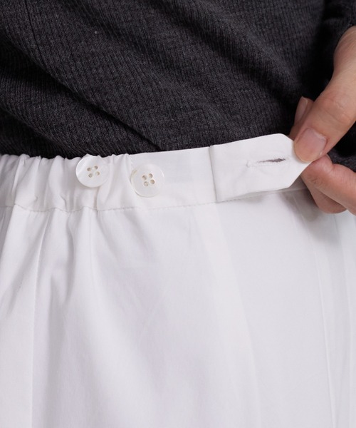 SHENERY（シーナリー）の「タックフレアロングスカート（スカート・レディース・ブラック/オフホワイト・FREE）」の12枚目の写真