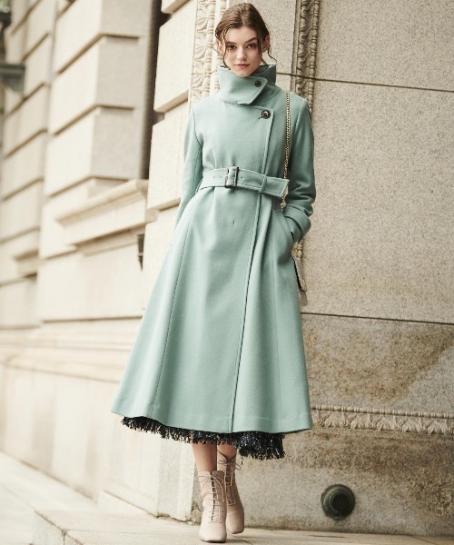 AND COUTURE(アンドクチュール)の「ペコラムビーバースタンド AND COUTURE(アンドクチュール)の「ペコラムビーバースタンド