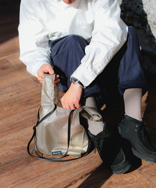 bpr BEAMS（ビーピーアール ビームス ）の「bPr BEAMS / CORDURA(R)シルナイロン ショッパーバッグ（エコバッグ/サブバッグ・メンズ・グレイッシュベージュ/グレー/ブルー/オレンジ/ラベンダー/ピンク/グリーン/イエロー・ONE SIZE）」の3枚目の写真