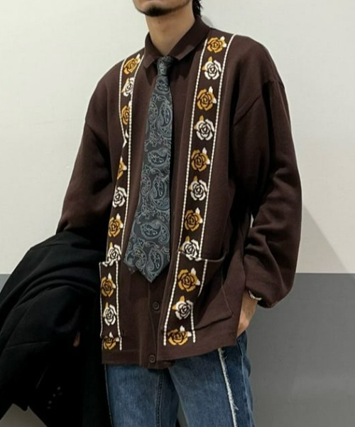 Right-on（ライトオン）の「フラワージャカードニット（ニット/セーター・メンズ・ブラウン/ブラック/オリーブ・M/XL/L）」の2枚目の写真