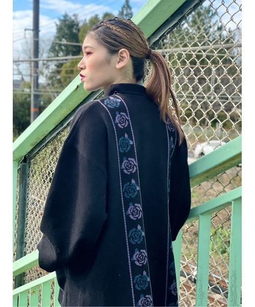 Right-on（ライトオン）の「フラワージャカードニット（ニット/セーター・メンズ・ブラウン/ブラック/オリーブ・M/XL/L）」の22枚目の写真