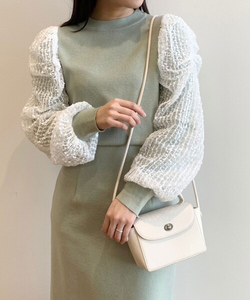 OPAQUE.CLIP（オペークドットクリップ）の「◆袖チュールドッキングニット（ニット/セーター・レディース・ライトグリーン/ブラック/ナチュラル・38）」の16枚目の写真