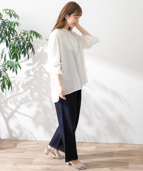 URBAN RESEARCH Sonny Label（アーバンリサーチサニーレーベル）の「コットンタックドレスシャツ（シャツ/ブラウス・レディース・チャコールグレー/オフホワイト/ミント/ラベンダー・FREE）」の14枚目の写真