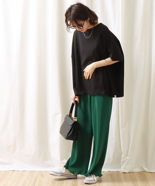 libelle more(リベル モア)の「《接触冷感》USAコットン 裾タックTシャツ(Tシャツ/カットソー・レディース・グレイッシュブルー/オフホワイト/ブラック/ラベンダー・M/L)」の15枚目の写真