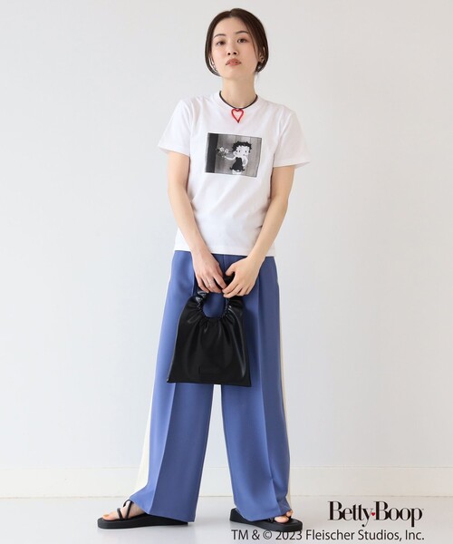 Ray BEAMS（レイビームス）の「Betty Boop(TM) × Ray BEAMS / Flower Tシャツ（Tシャツ/カットソー・レディース・ホワイト・ONE SIZE）」の3枚目の写真