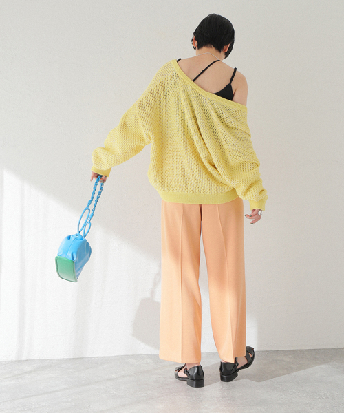 JOINT WORKS（ジョイントワークス）の「【COMMRE/コムル】アシメストラップ カップ付きキャミ（キャミソール・レディース・ホワイト/ブラック・FREE）」の5枚目の写真