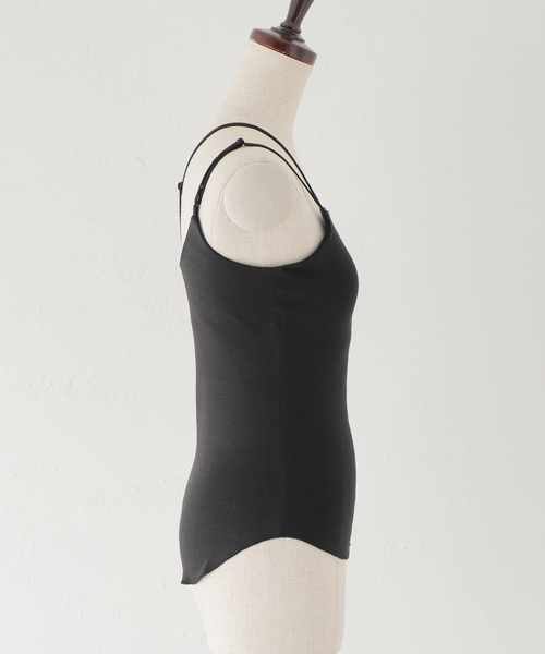 JOINT WORKS（ジョイントワークス）の「【COMMRE/コムル】アシメストラップ カップ付きキャミ（キャミソール・レディース・ホワイト/ブラック・FREE）」の11枚目の写真