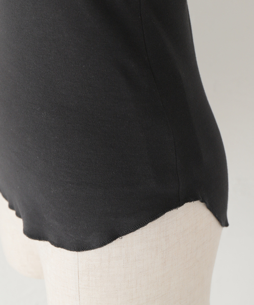 JOINT WORKS（ジョイントワークス）の「【COMMRE/コムル】アシメストラップ カップ付きキャミ（キャミソール・レディース・ホワイト/ブラック・FREE）」の16枚目の写真