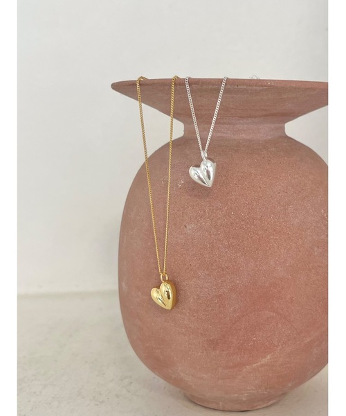 jumelle（ジュメロ）の「ぷっくりハートネックレス（ネックレス・レディース・ゴールド/シルバー・FREE）」の6枚目の写真