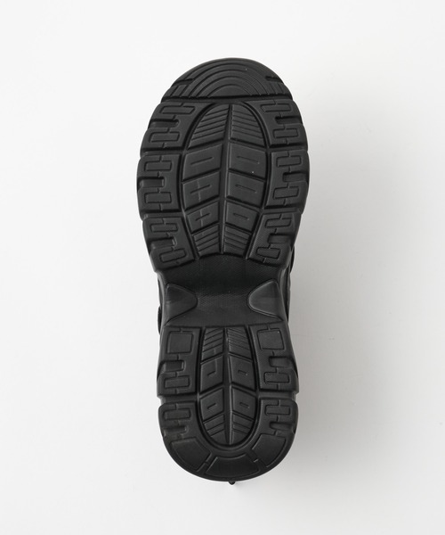 COLONY 2139（コロニートゥーワンスリーナイン）の「レースアップスニーカーサンダル（サンダル・レディース・ブラック/ホワイト・SMALL/MEDIUM/LARGE）」の15枚目の写真