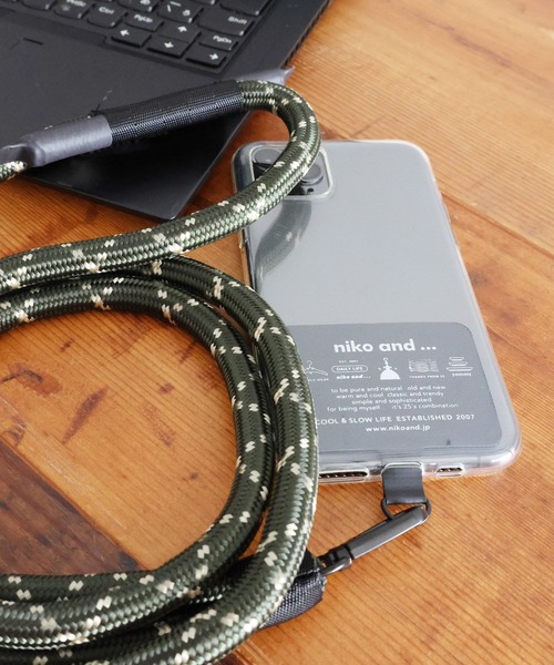 niko and（ニコアンド）の「オリジナルニコロゴスマホショルダー