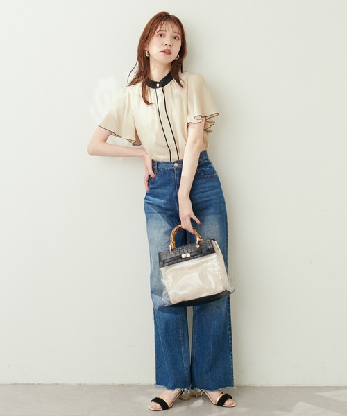 natural couture(ナチュラルクチュール)の「デザイン釦配色フレア袖ブラウス(シャツ/ブラウス・レディース・サックスブルー/グリーン/オフホワイト/ブルー/モカ/ネイビー・FREE)」の10枚目の写真
