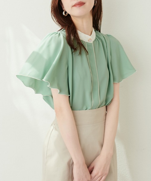 natural couture(ナチュラルクチュール)の「デザイン釦配色フレア袖ブラウス(シャツ/ブラウス・レディース・サックスブルー/グリーン/オフホワイト/ブルー/モカ/ネイビー・FREE)」の20枚目の写真