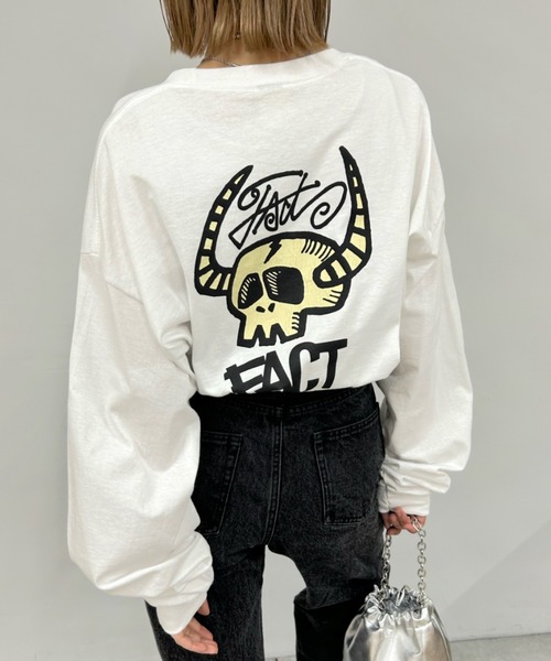 WHO'S WHO gallery(フーズフーギャラリー)の「COOPER FACTバッファローボーンロンTEE(Tシャツ/カットソー・レディース・ホワイト/ライトグレー/ブラック/グリーン・FREE)」の1枚目の写真