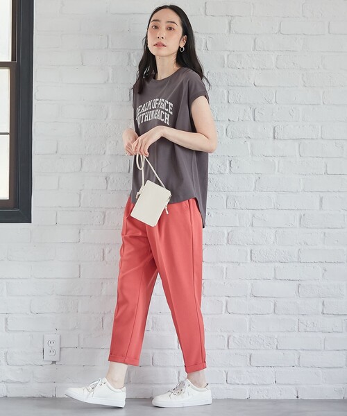 ANY(エニィ)の「【接触冷感/UVケア】ノースリーブロゴTシャツ(Tシャツ/カットソー・レディース・グレー系/アイボリー系/ダークブラウン系・3/2)」の6枚目の写真