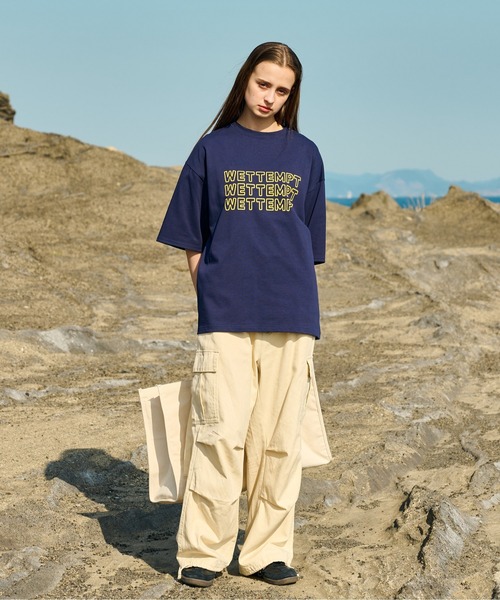 WETTEMPT(ウィテンプト)の「LOGO GRAPHIC BIG TEE/ロゴグラフィックビッグT(Tシャツ/カットソー・メンズ・ネイビー/オフホワイト・SMALL/MEDIUM/LARGE)」の16枚目の写真