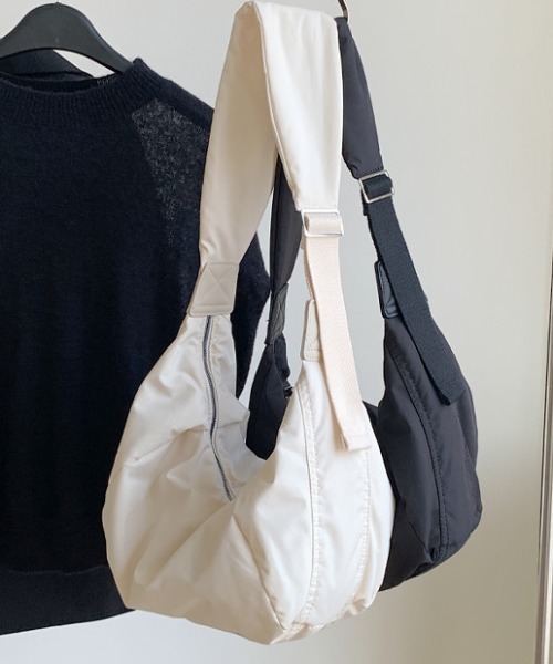 DIAVEL（ディアベル）の「2WAYキャンバスショルダーバッグ（ショルダーバッグ・レディース・アイボリー/ブラック・F）」の14枚目の写真