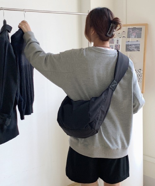 DIAVEL（ディアベル）の「2WAYキャンバスショルダーバッグ（ショルダーバッグ・レディース・アイボリー/ブラック・F）」の5枚目の写真