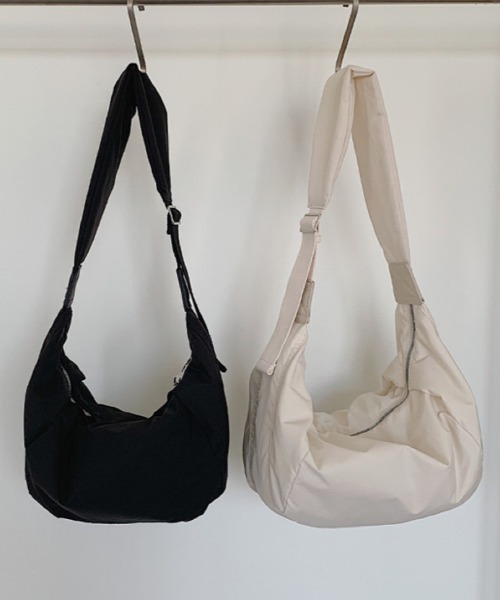 DIAVEL（ディアベル）の「2WAYキャンバスショルダーバッグ（ショルダーバッグ・レディース・アイボリー/ブラック・F）」の9枚目の写真