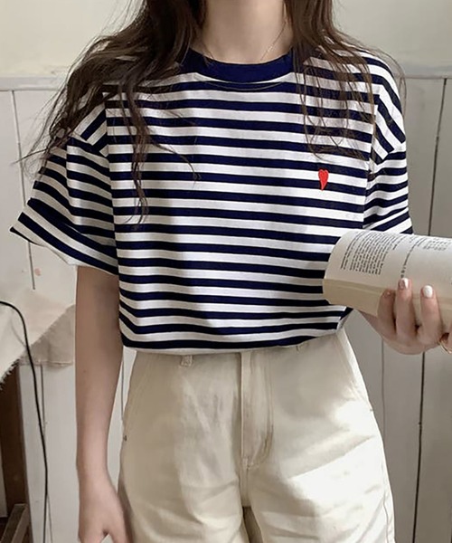 Girly Doll(ガーリードール)の「ハートのロゴがポイント。クルーネックカラーボーダーTシャツ(Tシャツ/カットソー・レディース・ブラック/イエロー/レッド/グリーン/ライトピンク/ブラウン/ミント/ネイビー/グレー/ライトイエロー/ライトベージュ/ライトブルー・F)」の8枚目の写真