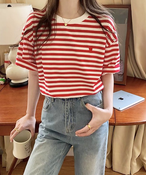 Girly Doll(ガーリードール)の「ハートのロゴがポイント。クルーネックカラーボーダーTシャツ(Tシャツ/カットソー・レディース・ブラック/イエロー/レッド/グリーン/ライトピンク/ブラウン/ミント/ネイビー/グレー/ライトイエロー/ライトベージュ/ライトブルー・F)」の12枚目の写真