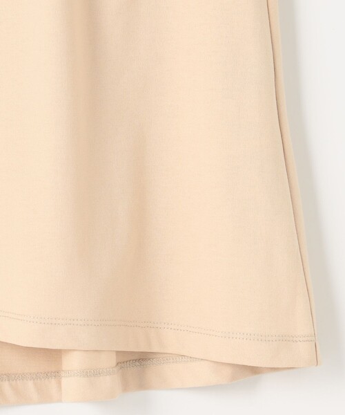 組曲(クミキョク)の「【洗える】バックパールフレアカットソー(Tシャツ/カットソー・レディース・ベージュ系/アイボリー系/ブラック系・3/2)」の7枚目の写真